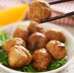 红烧丸子热门话题英语,Exploring the Popularity of Braised Meatball Dishes: A Culinary Trend Analysis