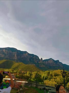 热门话题 家乡美景,画卷中的诗意家园
