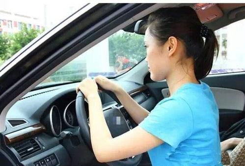 热门话题职场女性开车,驾驭梦想，驰骋职场路